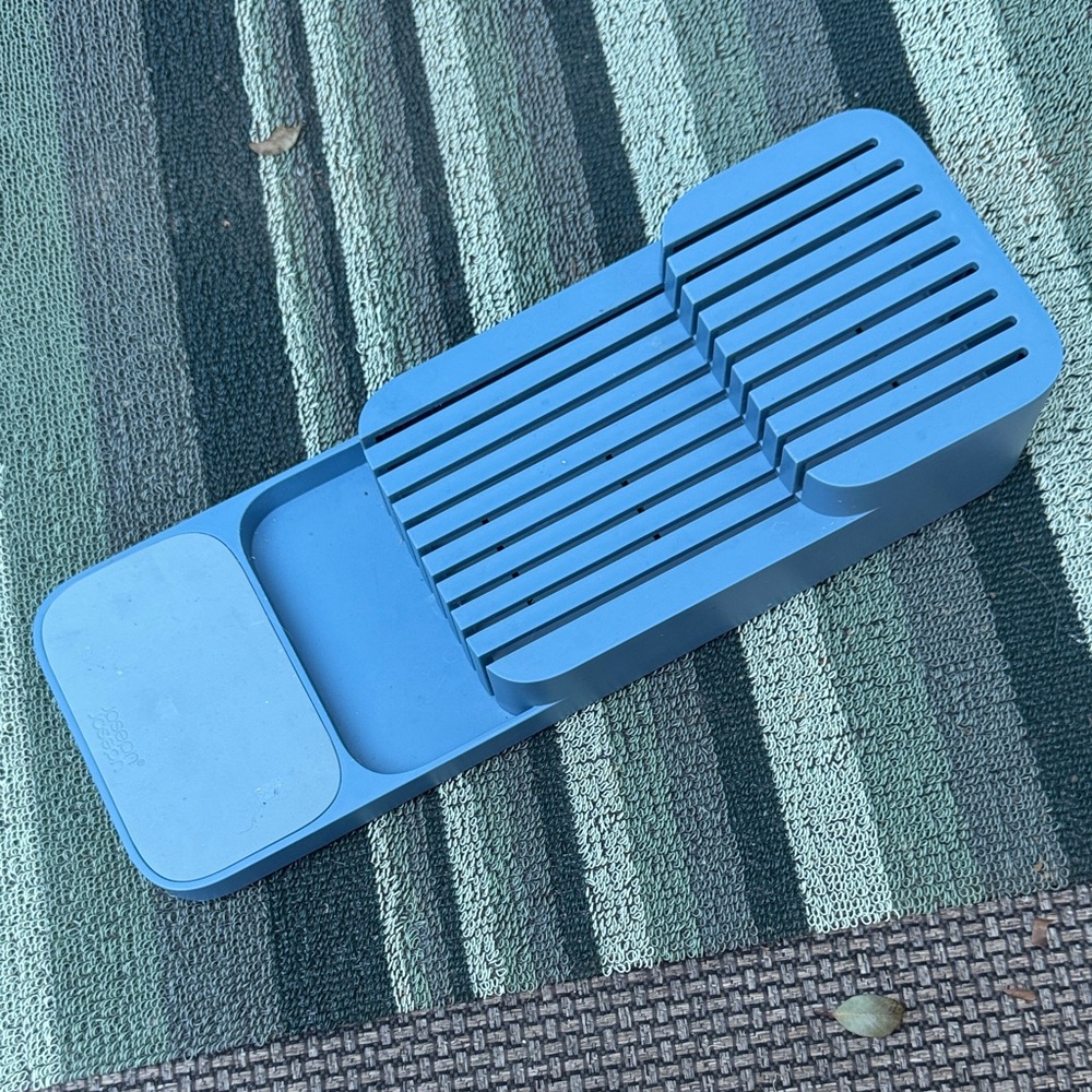Joseph Joseph Blue Kitchen Knife Organizer